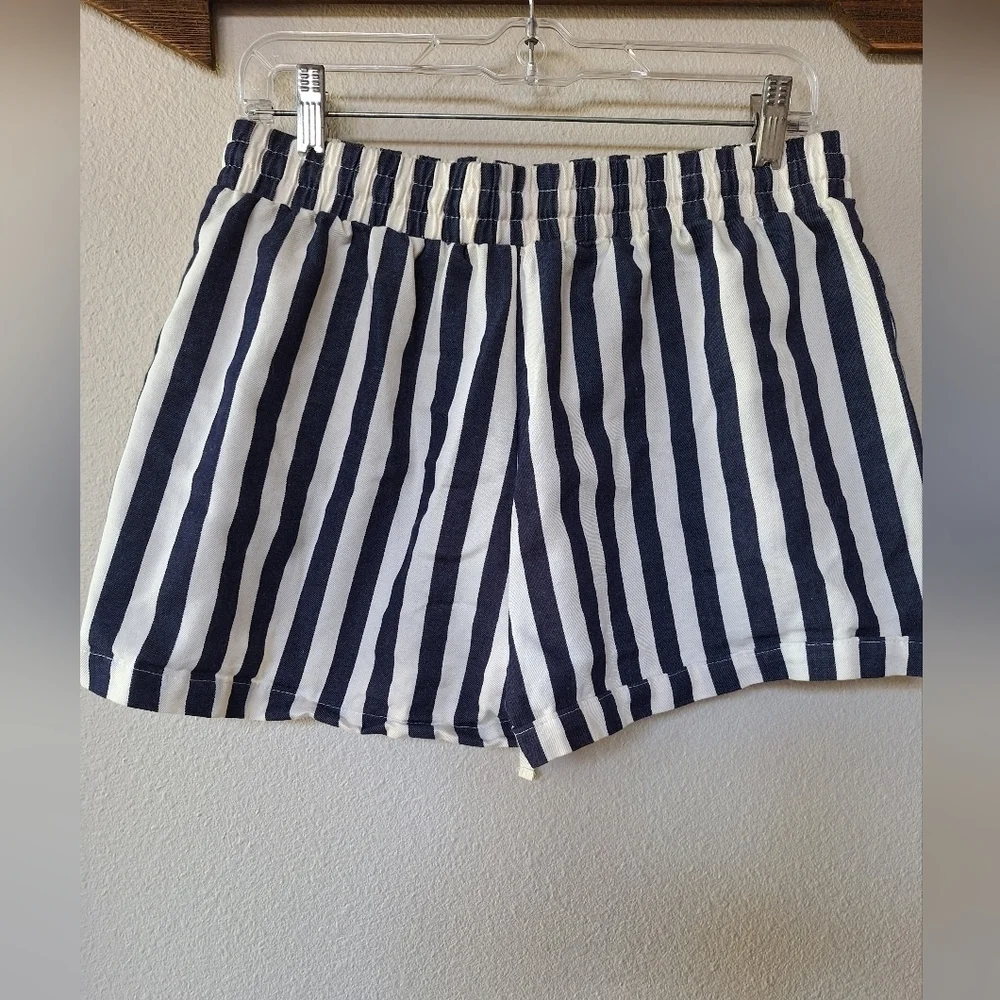 Annie Wear Womens Navy/Ivory Striped Twill Shorts Elastic Waistband Size M